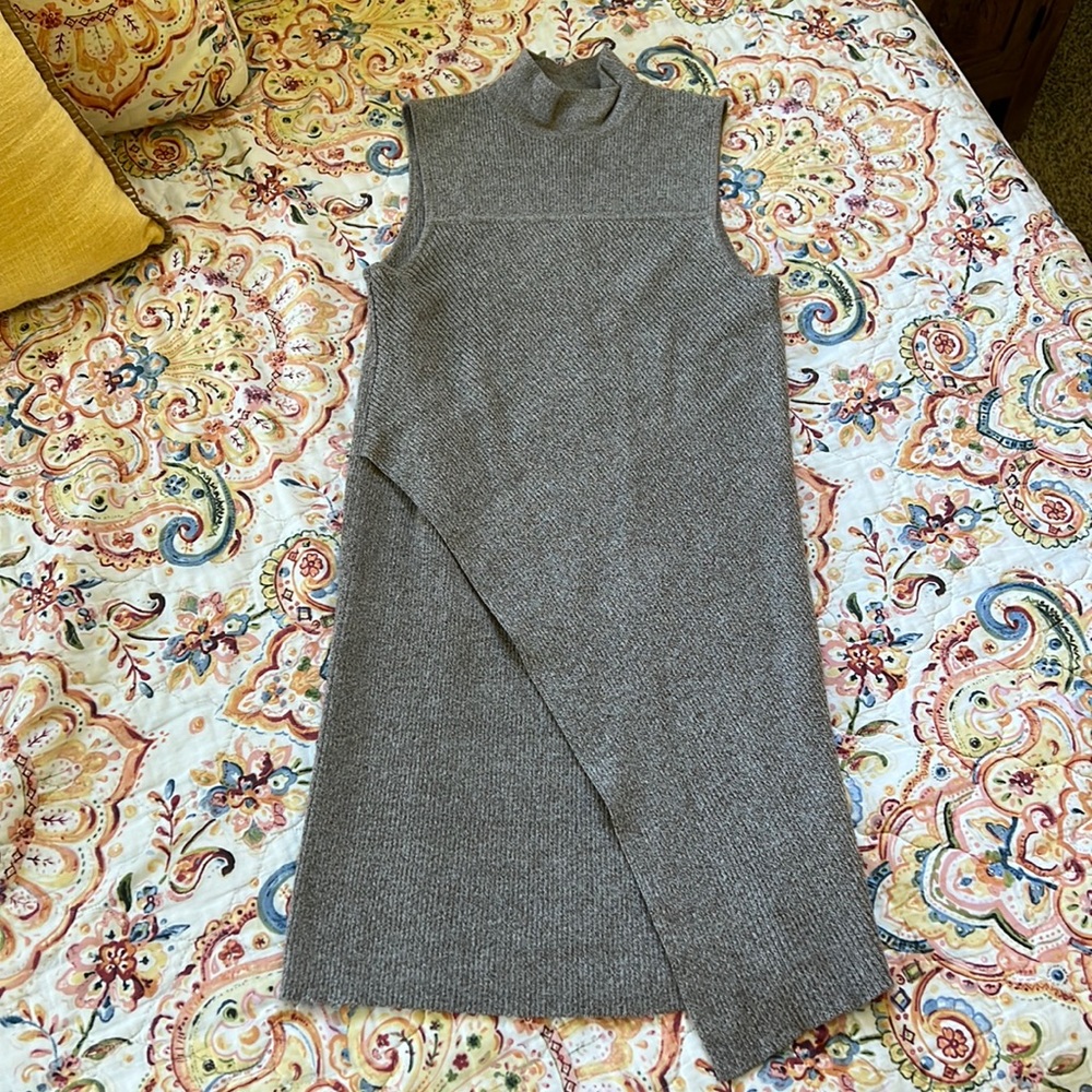 SCD Sleeveless sweater dress